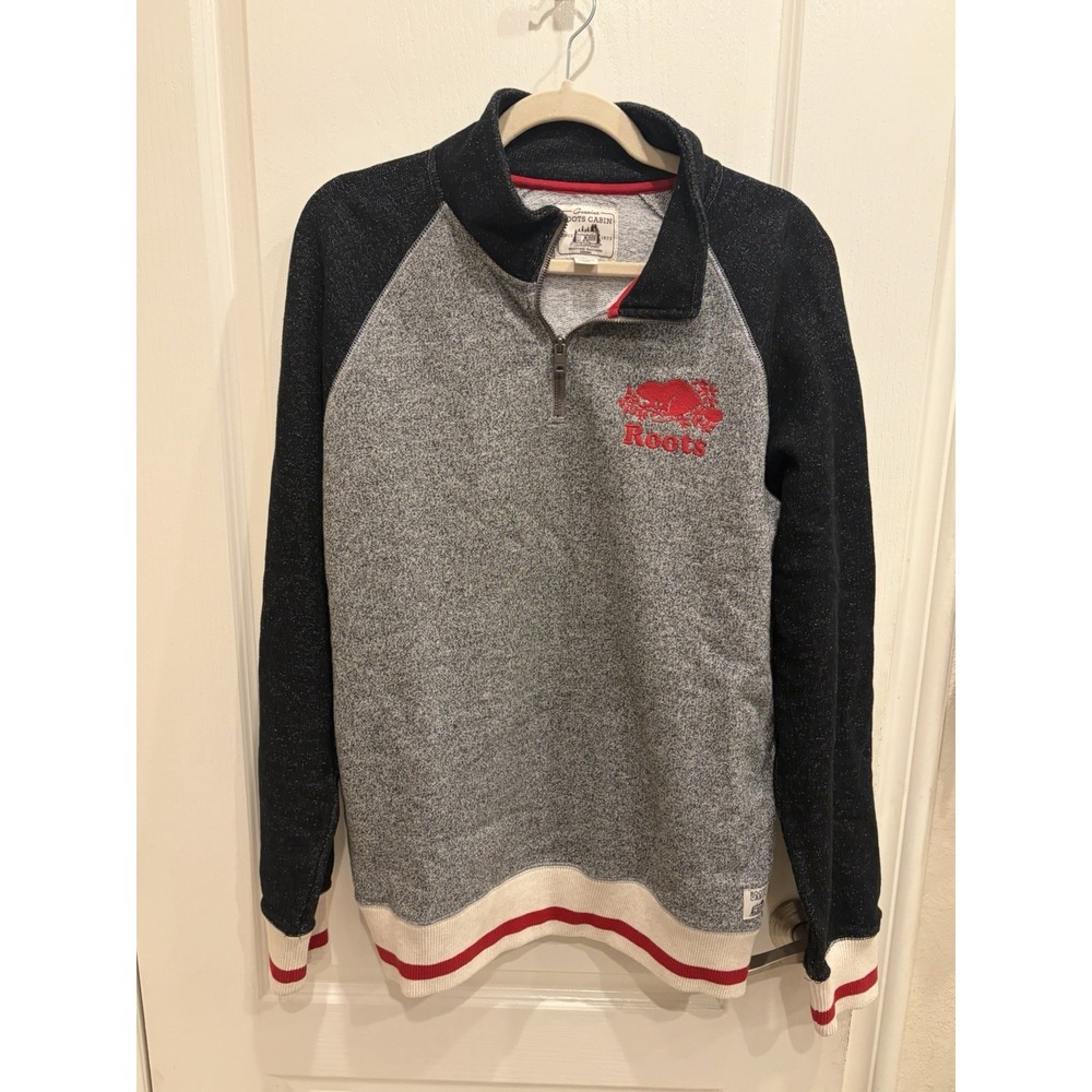 Roots Cabin  Pull Over Zip Size M 1/4 Zip Black Sleeves Heather Gray Body